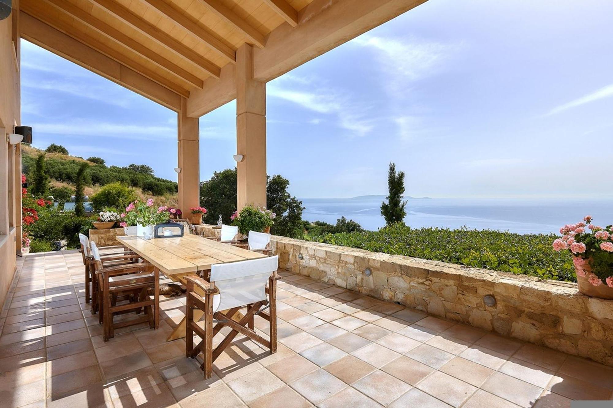 Vollard With Amazing View Pool
